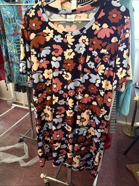 Women's Floral Midi Dress in Black and Brown - Pocket Tee Style